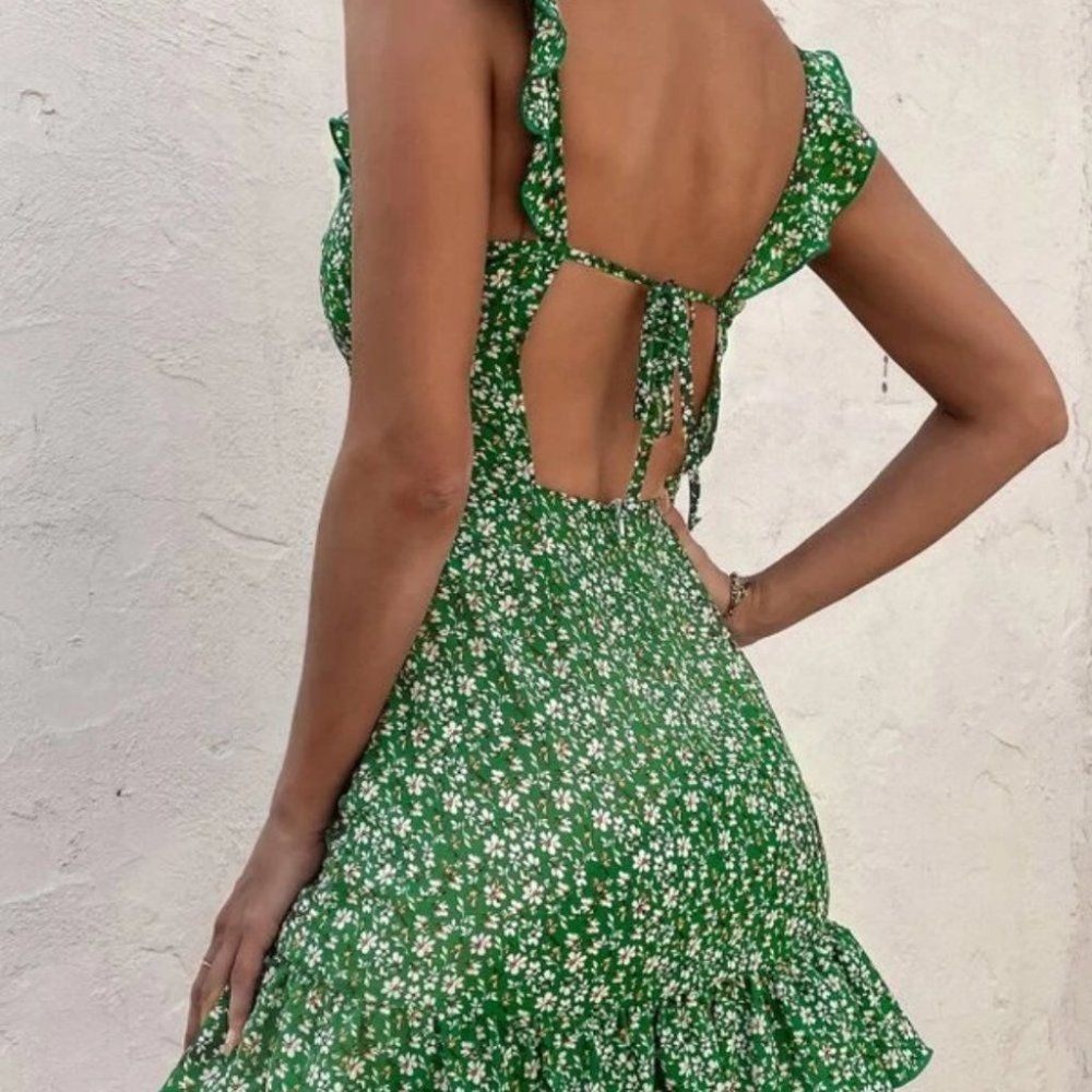 GREEN floral Print Ruffle Trim Backless Dress - Picture 8 of 8